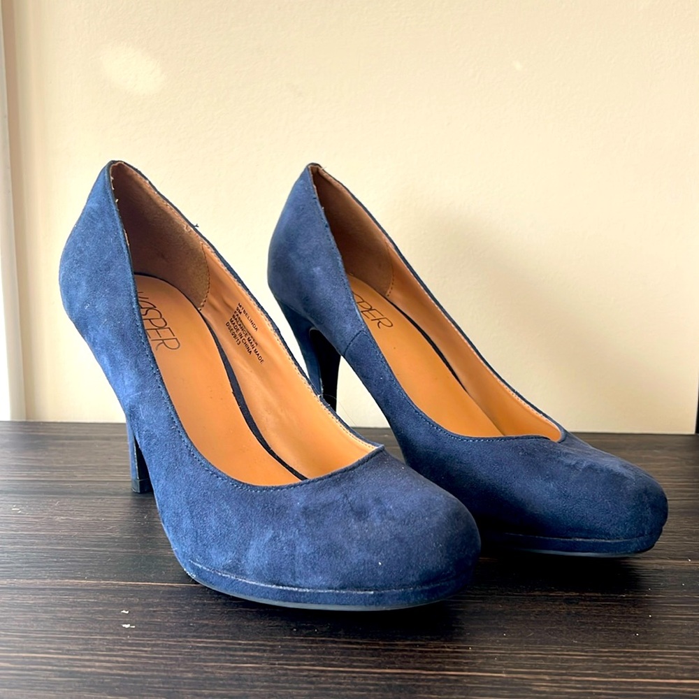 Kasper blue heels